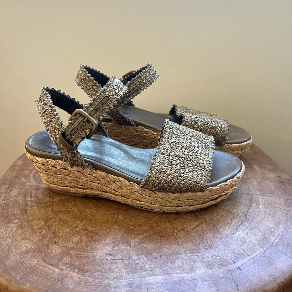 Stuart Weitzman Tan Olive Green Espadrille Wedges
